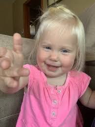 Carl Redden's Instagram, Twitter & Facebook