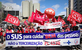 Resultado de imagem para PROTESTO CONTRA terceirizaÃ§Ã£o de serviÃ§os