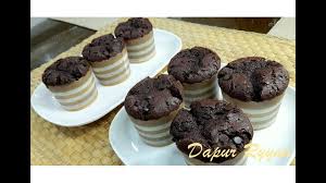Masukkan bahan kering semuanya, aduk rata terlebih dahulu. Resepi Muffin Chocolate Chip Gebu Moist Je Teksturnya Youtube