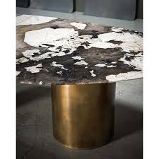 Table Lagos Baxter Made In Italy Silvera Eshop Decoration Interieure Moderne Interieurs En Beton Salle A Manger Moderne
