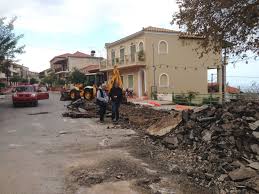 Στα προβλήματα που αντιμετωπίζει η κυπαρισσία αναφέρονται η έλλειψη αποχετευτικού συστήματος στην άνω πόλη, ενώ ο κλειστός. 3ekinhse To Ergo Anaplashs Sthn Anw Polh Kyparissias Efhmerida 8arros