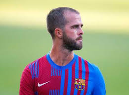 Il mercato lo fa la società. Jeda Pjanic Di Sicuro Torna Alla Juventus Locatelli Non E Un Regista Mercato Calciomercato Com