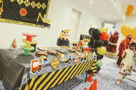 The black and yellow birthday table toppers measure between 5 and 7 wide. Construction Theme Birthday Party Craftilifia