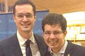 Está no segundo mandato consecutivo como senador. Fiel Apoiador Da Lava Jato Randolfe Se Afasta Apos Vazamentos De Mensagens 07 08 2019 Uol Noticias