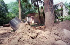 La ciudad de río tercero, córdoba, no se sumará el duelo nacional de tres días decretado por el gobierno tras la muerte de carlos menem, a quien acusan de ser uno de los máximos responsables. Explosion En Rio Tercero A 23 Anos Del Caso Menem Va A Juicio Mendoza Post