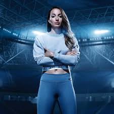 Kosovare asllani, född 29 juli 1989 i kristianstad, är en svensk fotbollsspelare. 5 653 Likes 104 Comments Kosovare Asllani Asllani9 On Instagram Fill The Stadium Jag Ar En Vinna Female Soccer Players Soccer Girl Women S World Cup