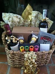 Wine Basket I Made For A Bridal Sower Diy Wine Gift Baskets Wine Gifts Diy Wine Gift Baskets