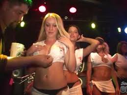 Descubra receitas, dicas para a casa, inspirações para o seu estilo e outras ideias para experimentar. Mature Big Boob Wet T Contest At Abate Of Iowa 2014 Xfantazy Com