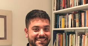 Don de lenguas 🎙️: Entrevista a Paco García Hurtado, intérprete de la  cabina del español de la ONU