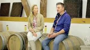 Agroturystyka Na Mazurach Kwasne Jablko Tasty Places Youtube Farma i agroturystyka we wsi wlodowo slynie z cydru, ale zajmuje sie tez uprawa warzyw i gryki. agroturystyka na mazurach kwasne jablko tasty places
