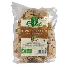 La forme tubulaire et les deux festons, en plus de donner à ces pâtes leur aspect curieux et singulier, leur confèrent aussi un goût et une texture. Rubans Au Petit Epeautre De Haute Provence Igp Bio La Fourche