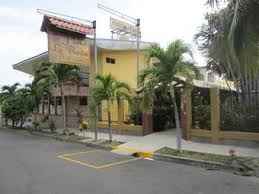 Colorful getaway w/ shared pool/gardens & a great beachfront location! Los 30 Mejores Hoteles En Puntarenas Atrapalo