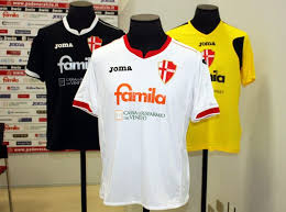 Padova is playing next match on 27 jul 2021 against lazio in club friendly games.when the match starts, you will be able to follow lazio v padova live score, standings, minute by minute updated live results and match statistics.we may have video highlights with goals and news for some padova. Maglie Padova Calcio 1910 I Biancoscudati