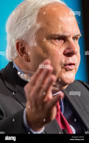 Fred smith hi-res stock photography and images