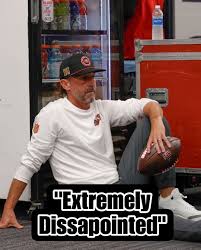 49ers Kyle Shanahan: “I'm just extremely disappointed...Let them hang  around. When you let people hang around, that's what happens.” 🎥: @knbr