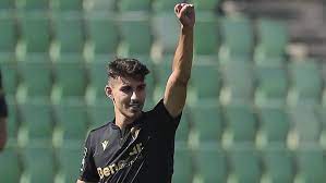 Agora para ser um titular indiscutível do benfica na champions na cabeça de rui vitoria o almeida seria sempre titular, ora com esta lesão do ebuehi. Medio Andre Almeida Ve Se Como Capitao Do Vitoria No Futuro V Guimaraes Jornal Record
