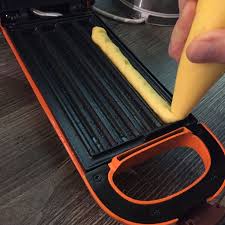 Kuchengerate P Rn Der Churro Maker Und Unser Testlauf Mit Churro Rezept Rezept Churros Rezept Churros Churro Rezept