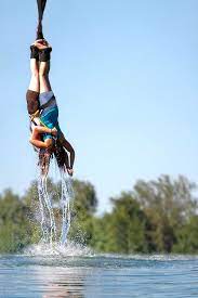 These brave men toss themselves off makeshift towers with nothing but vines tied to their ankles.➡ subscribe. Bungee Jumping Bungee De