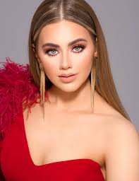 Gannon student Haley Poe in NY Fashion Week, supports women's health