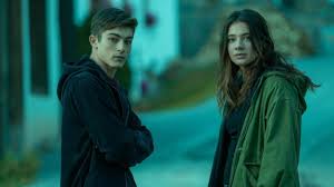 Recensione senza spoiler della serie netflix italiana. Curon Ending Explained Netflix Plot Summary