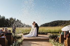 Find wedding venues in ireland. 23 Top Destination Wedding Locations Where To Have A Destination Wedding