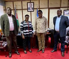 In the video, mukhisa, who was drunk as a skunk, is seen displaying his giant erect manhood on top of a thigh of a woman who is identified as diana lutta. Dr Mukhisa Kituyi Amudavi90 Twitter