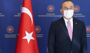 Resmi temaslarda bulunmak üzere yunanistan'a giden dışişleri bakanı mevlüt çavuşoğlu, yunan mevkidaşı nikos dendias ile ortak basın açıklamasında konuştu. Cavusoglu Yunanistan A Geliyor Azinlikca