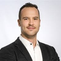 Carl Lechner's Instagram, Twitter & Facebook