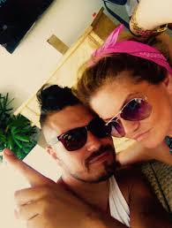 Pregnant Danniella Westbrook reveals new brunette hairdo as she frolics  with fiance Alan Thomason in Ibiza and reveals they are very much still