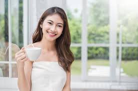 Cara agar rambut tidak mengembang yang utama adalah tidak memaksakan untuk menyisirnya. 9 Manfaat Kopi Untuk Rambut Dan Kesehatan Mana Yang Kamu Tahu