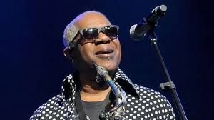 Kool & the Gang co-founder Dennis Thomas dies at 70 - ABC News