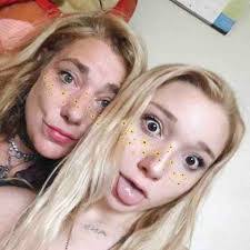 Donna Segal's Instagram, Twitter & Facebook