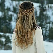 Historical glory behind viking braids for women. 26 Dreamy Scandinavian Wedding Hair Ideas Weddingomania