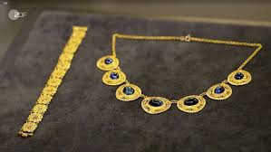 Preis für Gold-Collier überrascht Ehepaar bei Bares für Rares