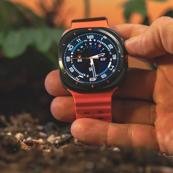 Samsung's Galaxy Watch Ultra 2 Might Come in 5G and 4G Cellular Models - CNET