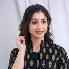 FIGURE UP Women Sweetheart Neck Poly Chanderi Readymade Padded Short Sleeve  Back Open Blouse for Saree (Silver)