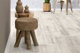 From traditional laminates to distressed laminates, vintage floors can provide different varieties of laminates for your new project. Epl172 Vintage Inverey Wood Egger