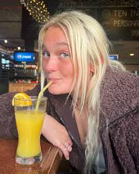 Laura Starbeck (@laurastarbeck) • Instagram photos and videos