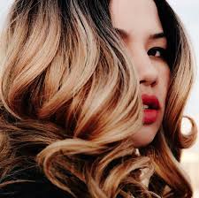 Depending on how long you want your hair on top, you can get different kinds of fades, ranging from a while short curly hair can be tempting, longer curls leverage the weight of your hair. How To Make Straight Hair Curly According To A Hairstylist