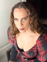 Gigliola cinquetti — naissance 20 décembre 1947 (1947 12 20) (63 ans) vérone, vénétie ( via della fontana vecchia ) pays d'origine … wikipédia en français. Sertab Erener Wikipedia