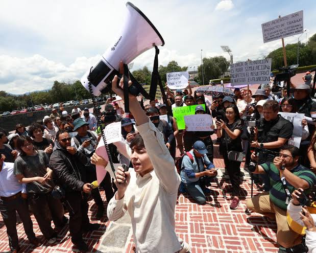 Mexico's top university orders 58,000 students to resit entrance exam after  suspected cheating - AOL