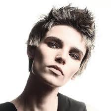 Amy Engelke's Instagram, Twitter & Facebook