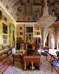 Light Games In The Queens Study Of The Aranjuez Royal Palace The Bureau In The Center Was Made In 2020 Fantasy Rooms Study Table Designs Traditional Interior Design
