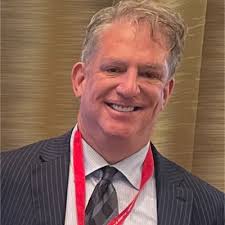 Why Micromanaging Drives Away Your Best People