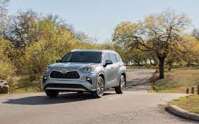 The 2020 toyota highlander puts practicality above all else, but handling and styling make worthwhile cameos. This Dangerous 2020 Toyota Highlander Airbag Problem Finally Got A Recall