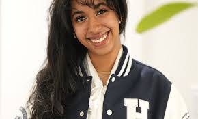 Alyssa Lally's Instagram, Twitter & Facebook