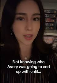 Who Does Avery End Up with The Inheritance Games