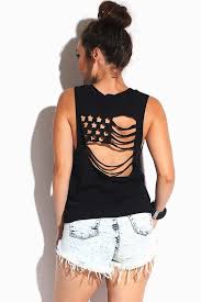 Umgestaltete shirts diy cut shirts t shirt diy cutting t shirts sports shirts cut tshirt ideas. How To Cut A Shirt 10 Cute Ways To Cut A Shirt