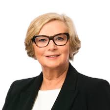 Team 🇮🇪 in Nairobi! Great to catch...