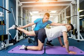 By understanding the average salary, primary duties, typical work environment and necessary educational requirements of sports medicine careers, you can determine the best career path for you. What Courses Do I Need To Take To Get A Job In Sports Medicine